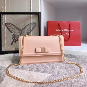 21G462 FerragamoƸĽ ƼyţƤ VaraY(ji) ̖(ho) 朗lw 