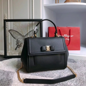 21G697 FerragamoƸĽ VaraY(ji) ̖(ho) ƼyţƤ w ɫ