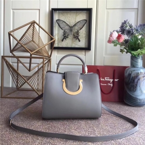 21G596 Ferragamo ƸĽ СţƤμ Gancini 朗lw {(ln)ɫ