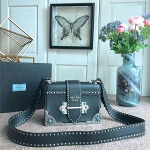 1BD045 Prada Cahierִ m͢ СţƤŮ  _(d)μ ɫ