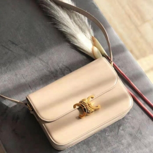Celine ِŮ Triompheϵ pCS~i ̖(ho) Sɫ
