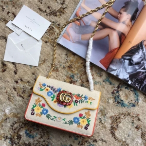 499617 Gucciμ Ƥﻨ ؈C w YWOC朗l ɫ