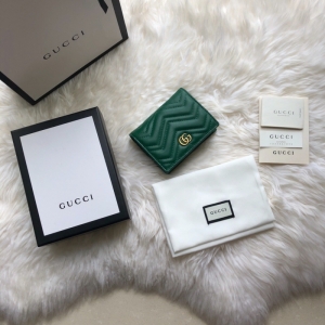 546580 Gucci GG MarmontWpVƤС̖X Gɫ