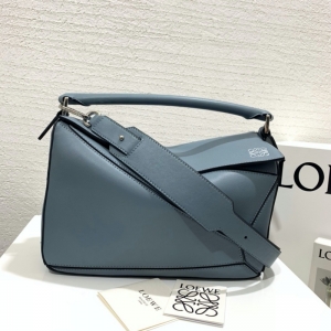 322 LOEWE_ Puzzle Bag ̖_׺ΰ F{(ln)