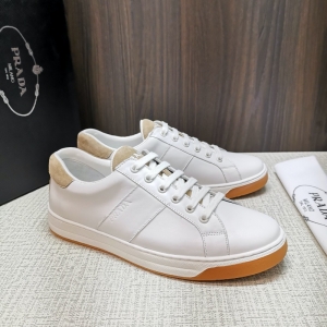 4E3544 Prada2020¿Ь PradaƤ\(yn)Ь _(d)СЬ eЬ