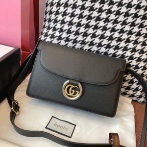 596478 Gucci 2019ﶬz̖ţƤ米 Yμб ɫ