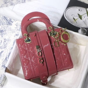 M0538 ϊWLady Dior My ABCDior ִ Ƥٸy õt