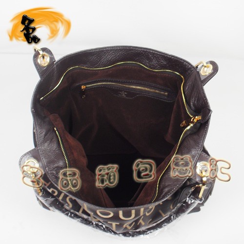 M95097 A LV LV¿ LVrŮ LV