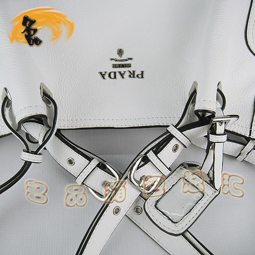 1811 Prada¿ PradarŮ PradaŮʿ Prada(jng)μ