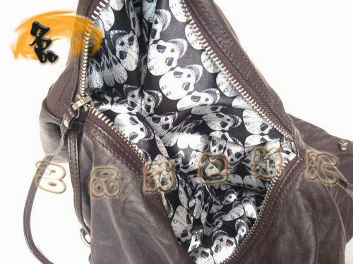 8008 THOMAS WYLDE/R˹ (jng)t^ ɫrŮʿμ