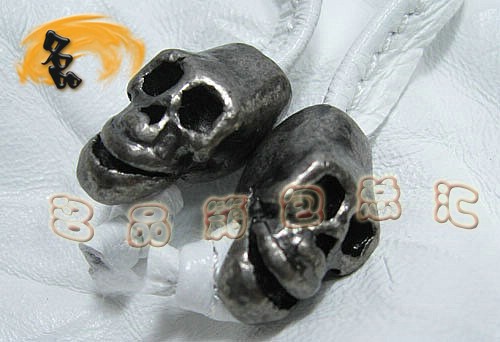 88022 Ʒ|(zh) THOMAS WYLDE t^rŮʿִ R˹¿