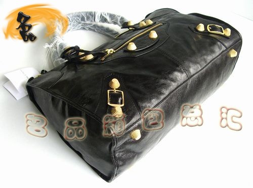 084324B A1:1Ʒ|(zh)¿ţƤŮ BALENCIAGA ҽ(jng)C(j)܇