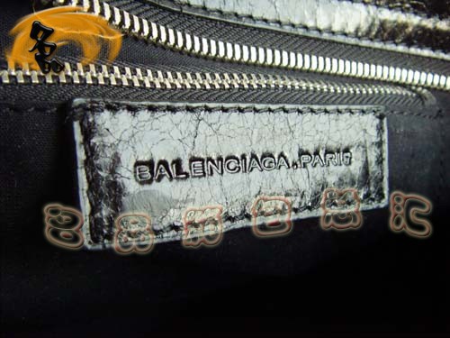 084332A ¿ţƤŮʿ BALENCIAGAC܇ б Ů