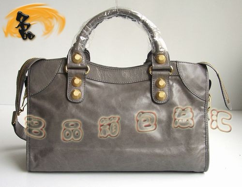 084332B ۿ (jng)C܇ BALENCIAGA һɫţƤб