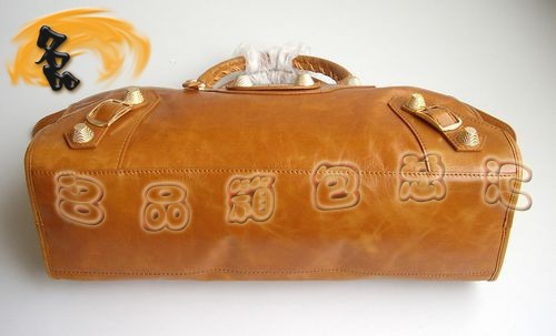 084338B ҽ(jng)C܇ BALENCIAGAţƤб rŮʿ