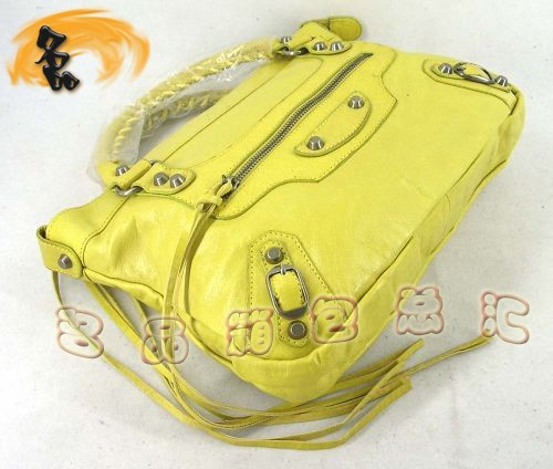 084331 ƷƷ|(zh) ҙC(j)܇ BALENCIAGA¿r(sh)Ů (jng)