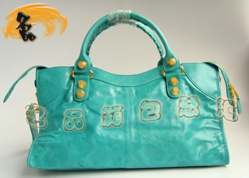 084328B BALENCIAGA r(sh)Ůʿ{(ln)ɫţƤ (jng)C(j)܇ ¿Ůʿб