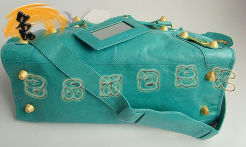 084328B BALENCIAGA r(sh)Ůʿ{(ln)ɫţƤ (jng)C(j)܇ ¿Ůʿб