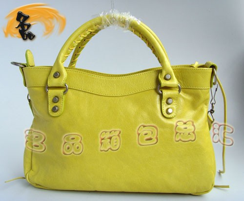 084331 BALENCIAGArŮ ҙC܇ SɫţƤ б K
