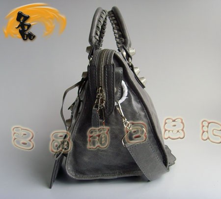 084328A ¿ɫţƤrŮ BALENCIAGA(jng)C܇ Ů
