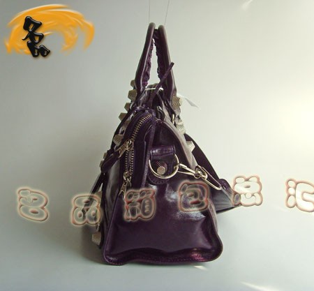 084328A ¿Ůʿ BALENCIAGA(jng)C(j)܇ Ů ҕr