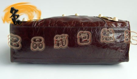 084332B Ʒ|(zh) BALENCIAGAɫţƤ б ҙC(j)܇