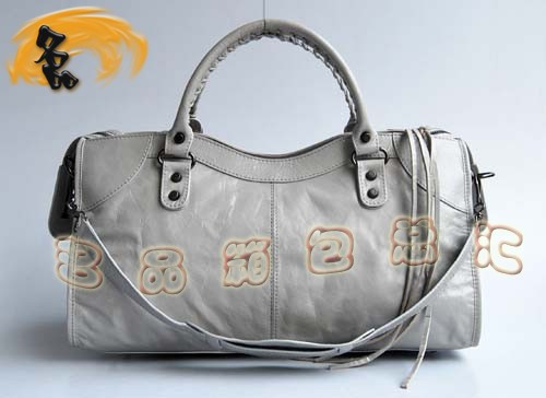 084328 AţƤreŮʿ BALENCIAGA ҙC܇ ҰɫŮ