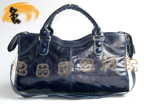 084824 AƷ|(zh)rŮʿ BALENCIAGAeִ ҽ(jng)C܇