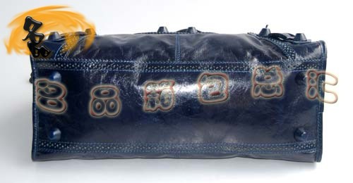 084824 AƷ|(zh)rŮʿ BALENCIAGAeִ ҽ(jng)C܇