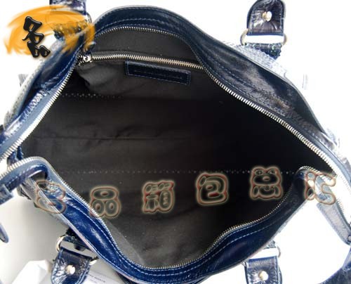 084824 AƷ|(zh)rŮʿ BALENCIAGAeִ ҽ(jng)C܇