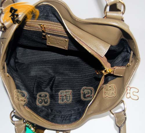 3058 Prada Prada¿ reŮ Prada(jng) ɫ