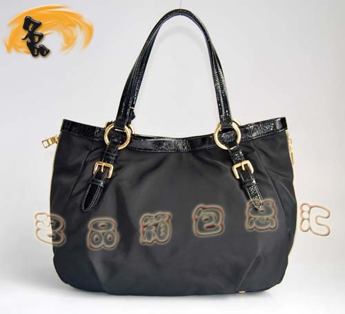 138501 Prada(jng)겼Ů _ Pradaμ ɫ
