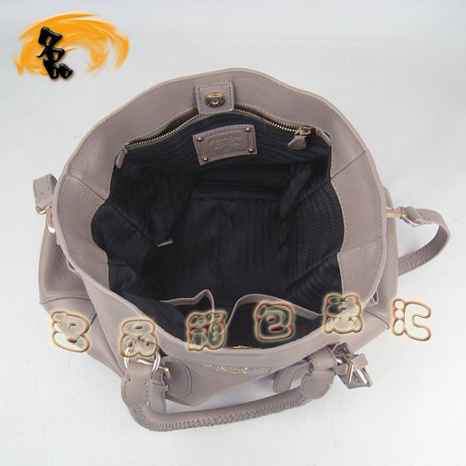 1558 Prada¿ ţƤ reŮ _(d) Pradaб ɫ