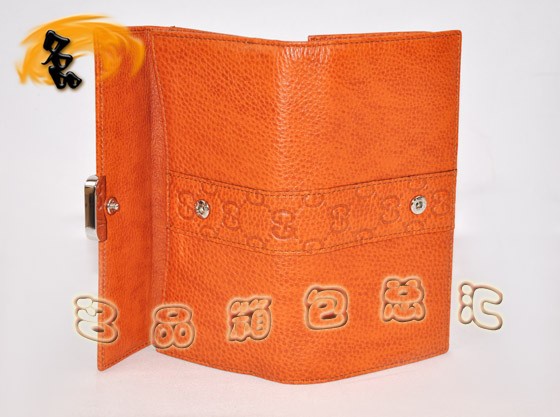 233013 GUCCIX  GUCCI¿ȫƤX GUCCIr(sh)ŮʿXA ɫ