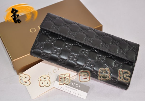 203550 һһƷ|(zh) GucciX GucciM(jn)ţƤpGŮ GucciL(zhng)XA ɫ