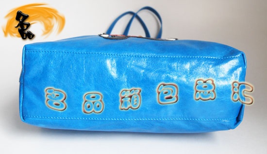 29165 Prada¿ _(d)ţƤŮʿͨμ Prada һһƷ|(zh) {(ln)ɫ