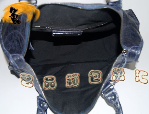 084324 Balenciagaμ BalenciagaƤŮ C(j)܇  ܊{(ln)