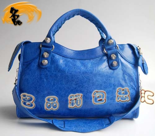 084332A BalenciagaC(j)܇ μ  M(jn)Ƥyᔕr(sh)Ů {(ln)ɫ