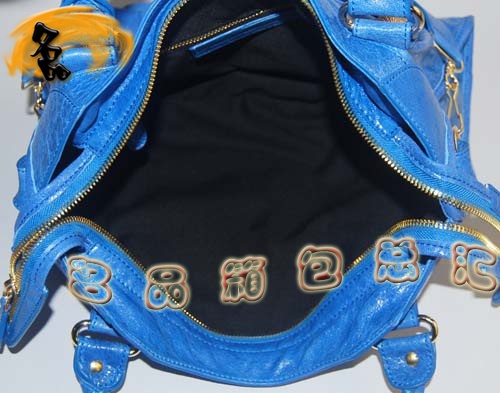 084332B BalenciagaC(j)܇(ch) μ  M(jn)Ƥᔕr(sh)Ů {(ln)ɫ