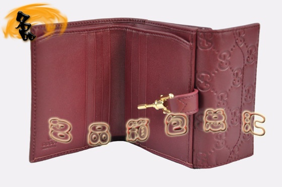 141439 GucciX Gucci¿ M(jn)ڸߙn^ţƤpGX Gucci̿XA