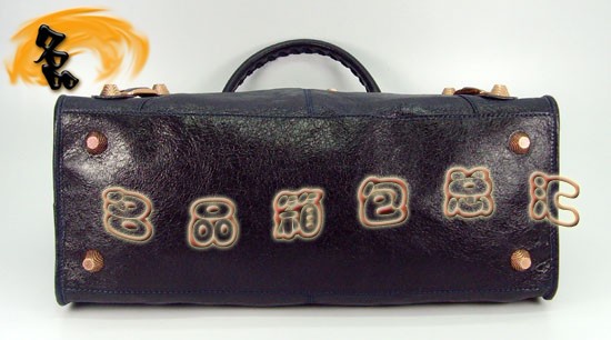 084324B BalenciagaŮ   M(jn)ƤreŮ ܊{(ln)ɫ