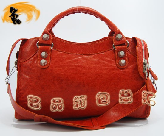 084332A  BalenciagaŮ μ  M(jn)Ƥr(sh)eŮ ɫ