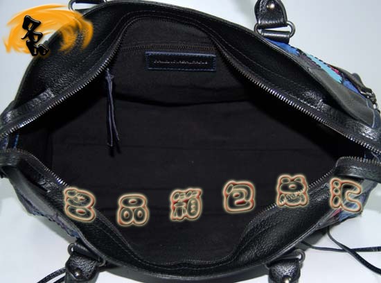 228770  M(jn)Ƥr(sh)e Balenciagaμ ܊{(ln)ɫ