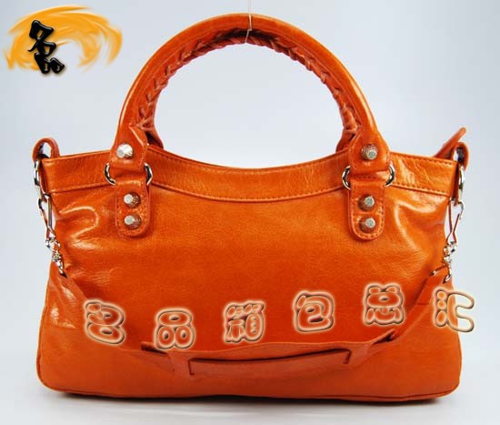 084331SA   Balenciagaμ  M(jn)ţƤ(jng)r(sh)Ů ɫ