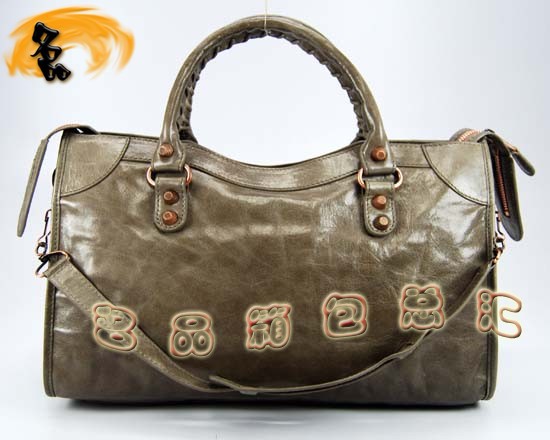 084332C  Balenciaga ҆μ M(jn)ţƤ(jng)r(sh)Ů yɫ