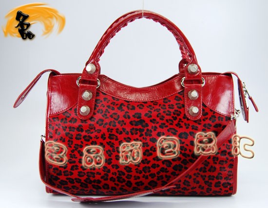 084332A  BalenciagaC܇ ҆μ M(jn)ţƤ(jng)rŮ  tɫ