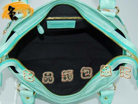 084332B  BalenciagaC(j)܇ ҆μ M(jn)ţƤr(sh)Ů  ˮ{(ln)