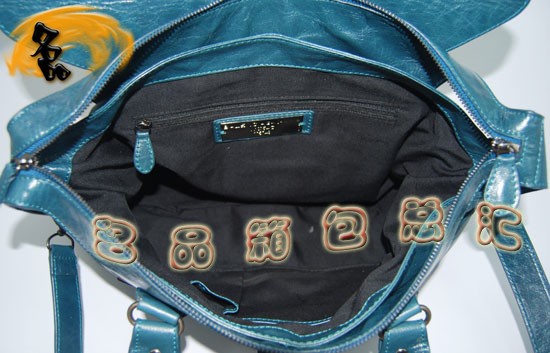 084668  Balenciagaμ  MţƤ(jng)rŮ {ɫ