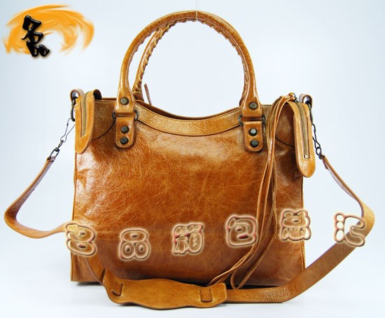 084616  BalenciagaC(j)܇ ҆μ M(jn)ţƤ(jng)rŮ  ɫ