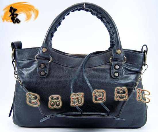 103208  Balenciagaμ ҙC(j)܇ M(jn)Ƥr(sh)Ů  ɫ